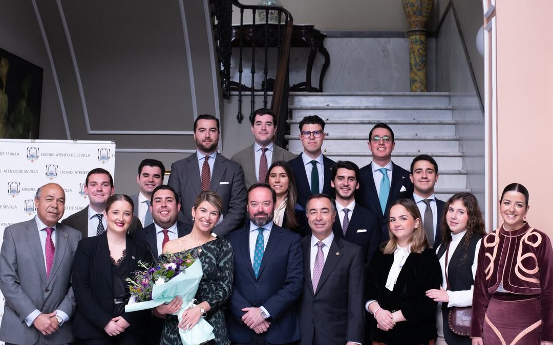 La Juventud Macarena celebró su IV Pregón de Semana Santa en el Ateneo de Sevilla